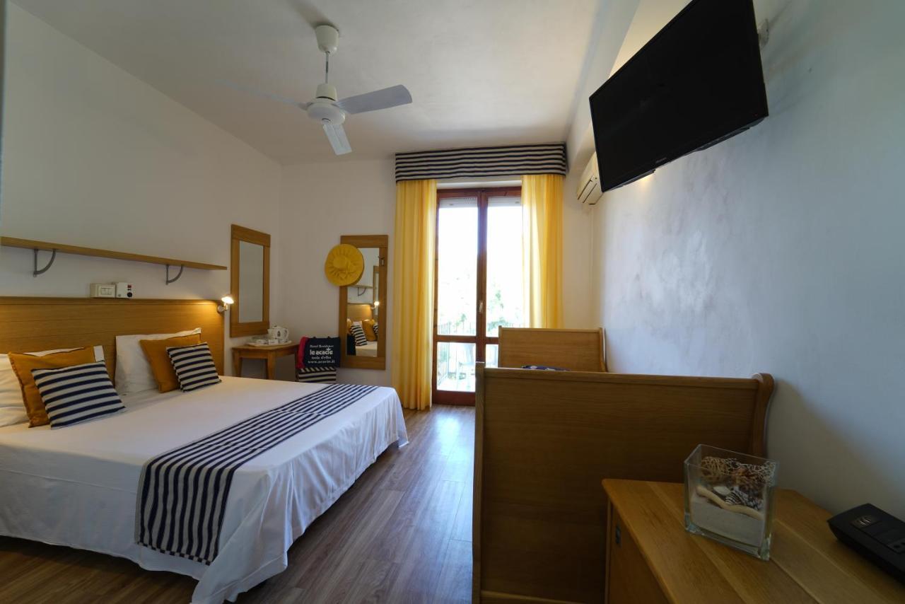 Hotel Le Acacie กาโปลิเวรี ภายนอก รูปภาพ
